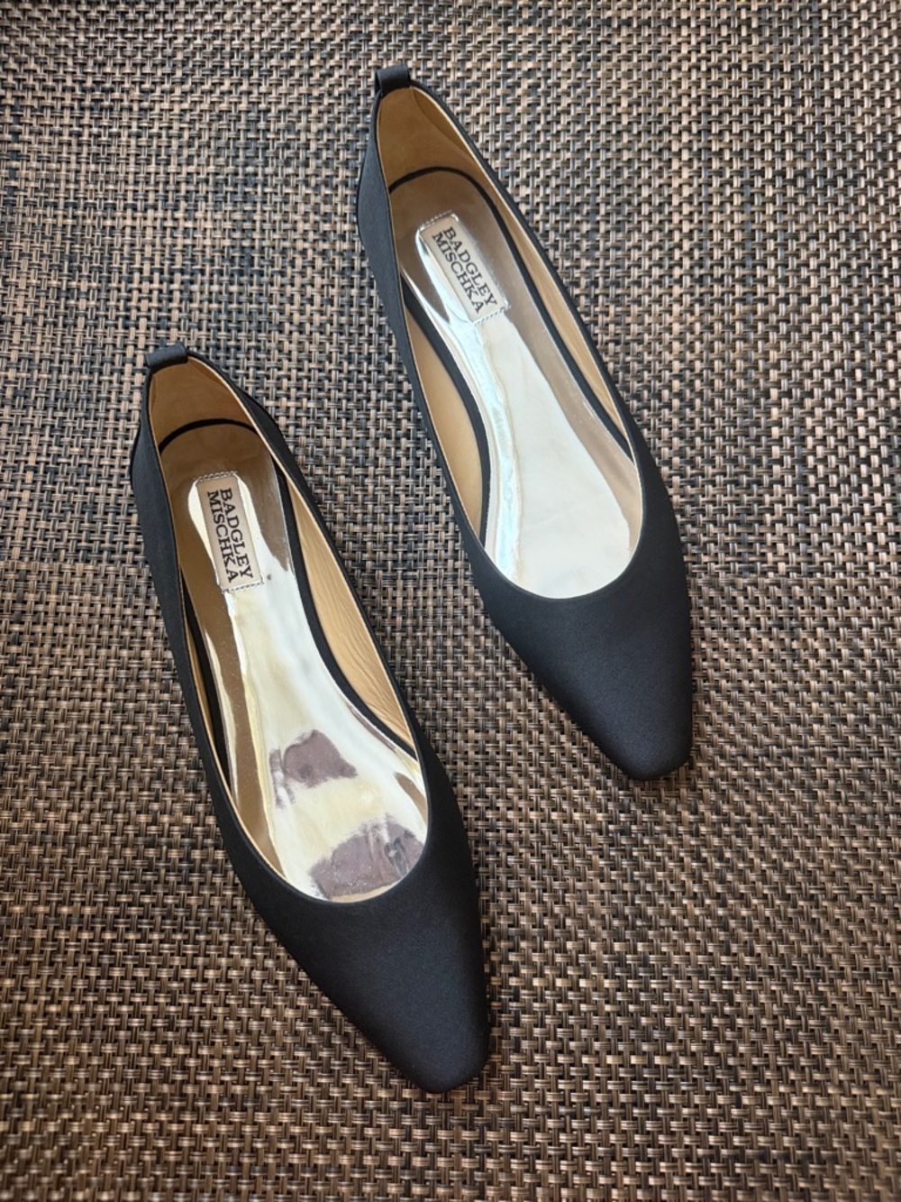 Badgley Mischka Black Pointed-Toe Satin Flats